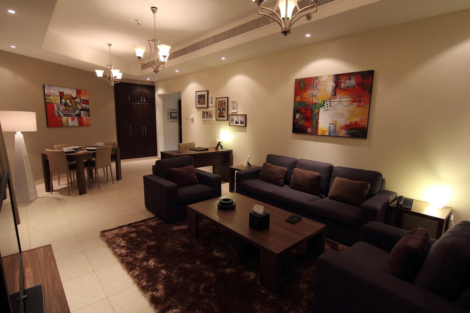 Home To Home Apartments Дубай Екстериор снимка
