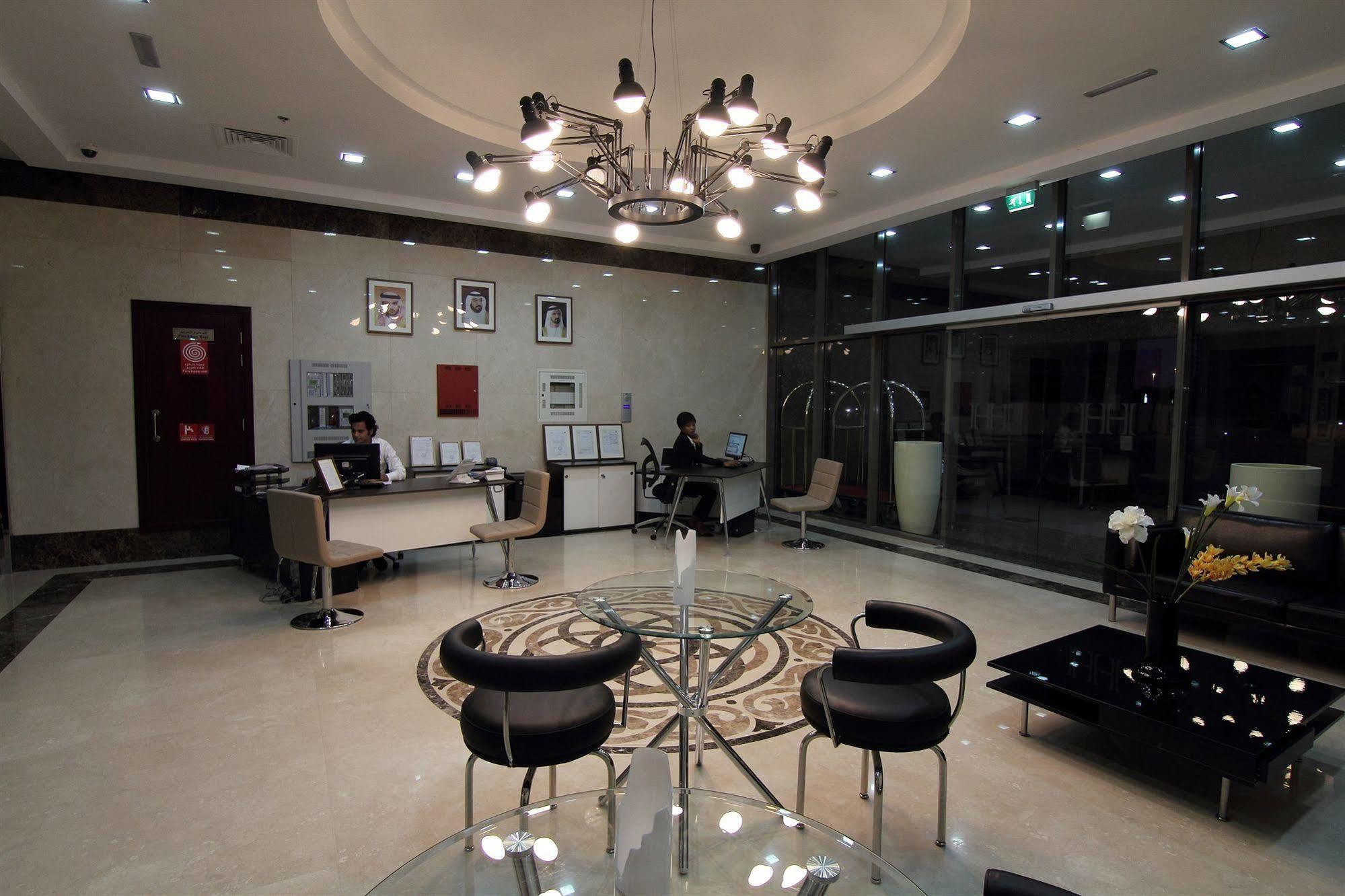 Home To Home Apartments Дубай Екстериор снимка