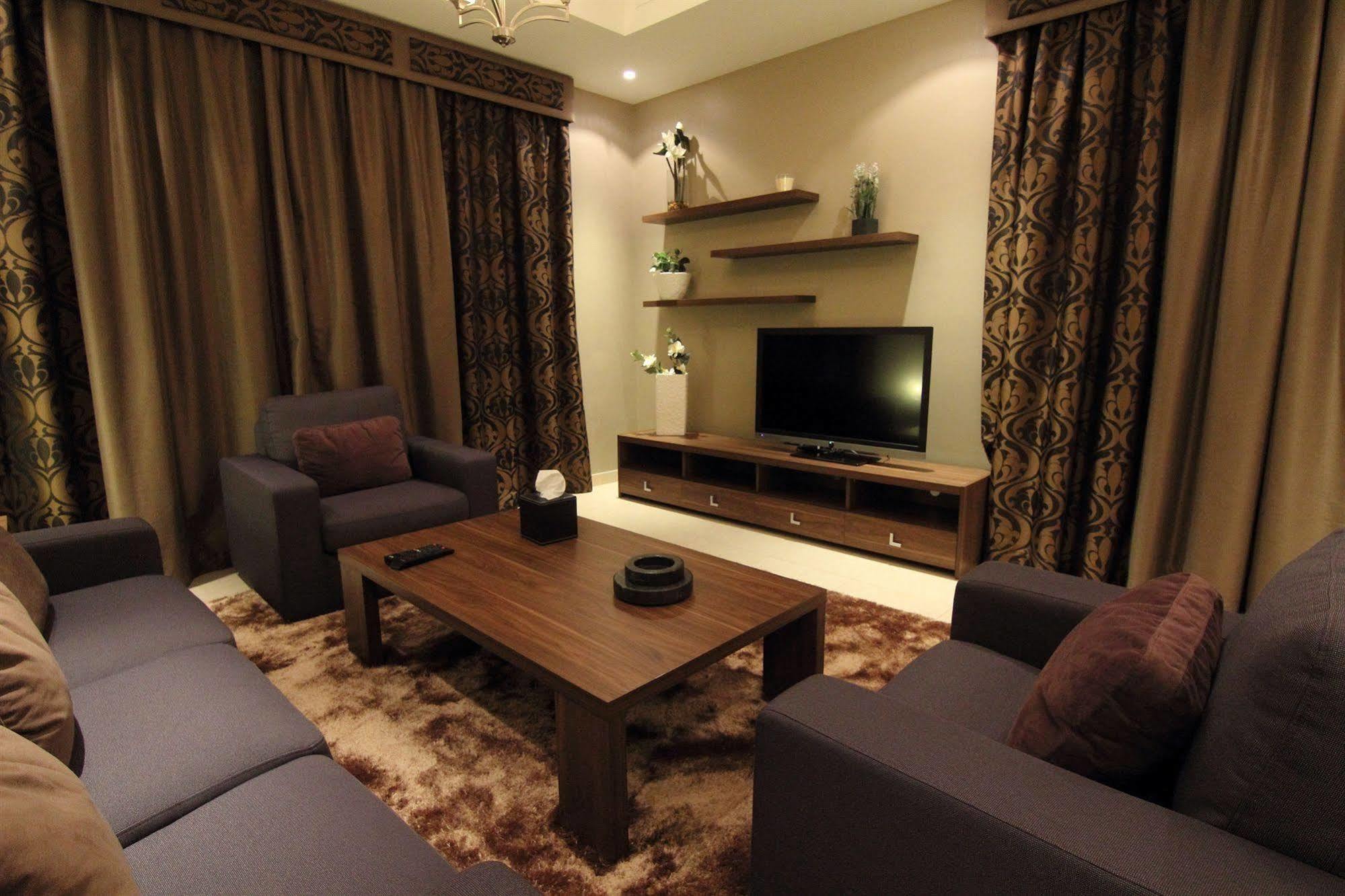 Home To Home Apartments Дубай Екстериор снимка